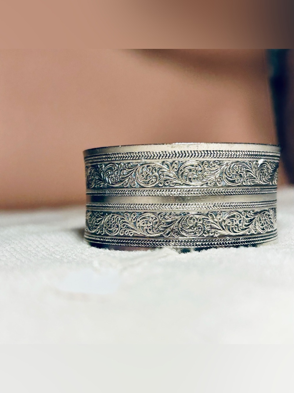 Intricate Silver-Tone Filigree Cuff Bracelet - Elegant Women's Jewelry